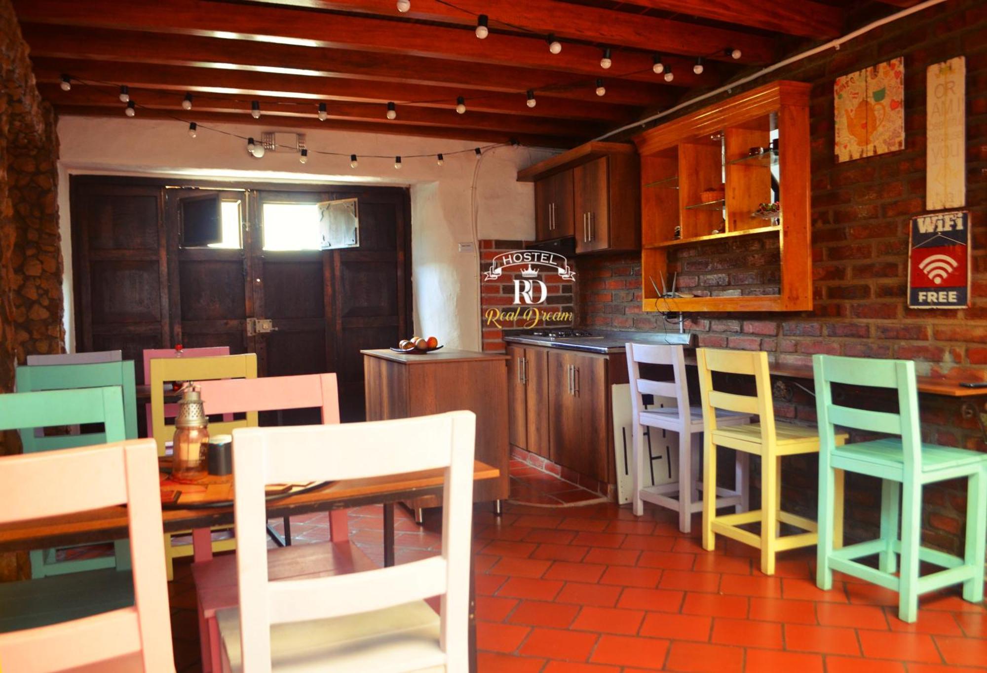 Real Dream Hostel San Gil Exteriör bild
