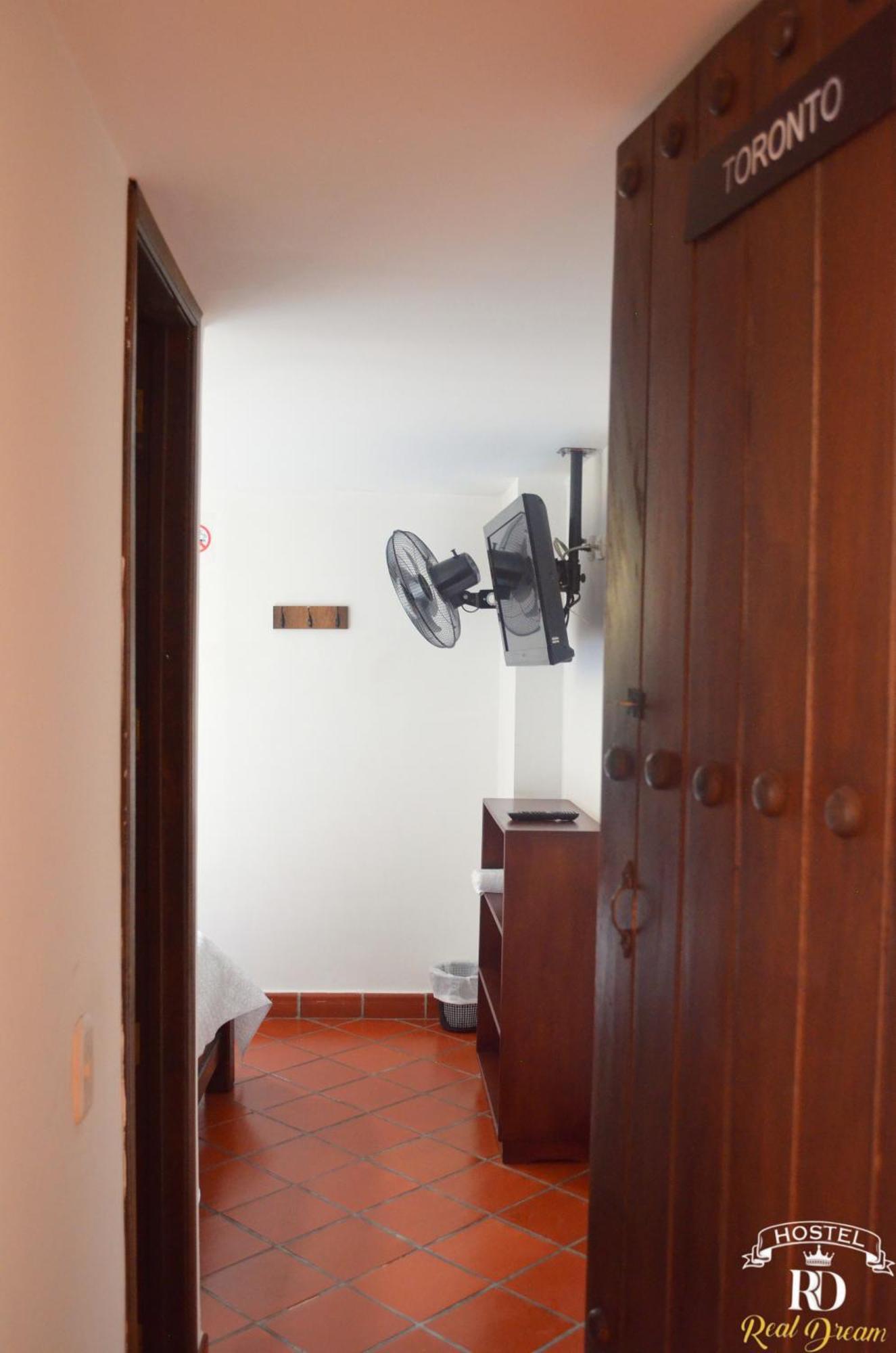 Real Dream Hostel San Gil Exteriör bild